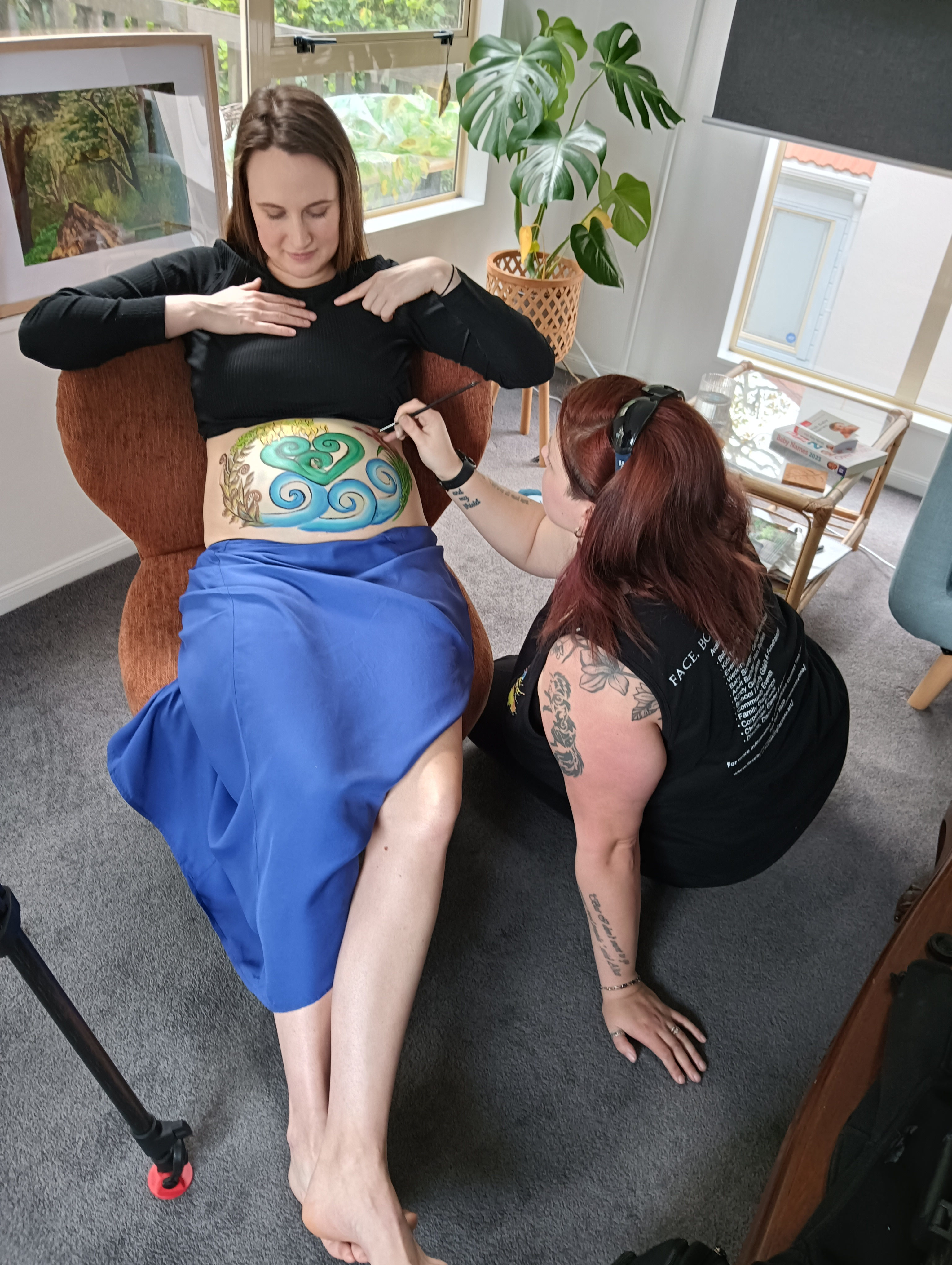 Baby bump painting